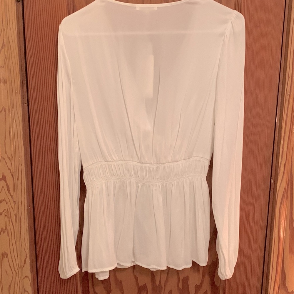 Ivory dotted blouse - Picture 4 of 7